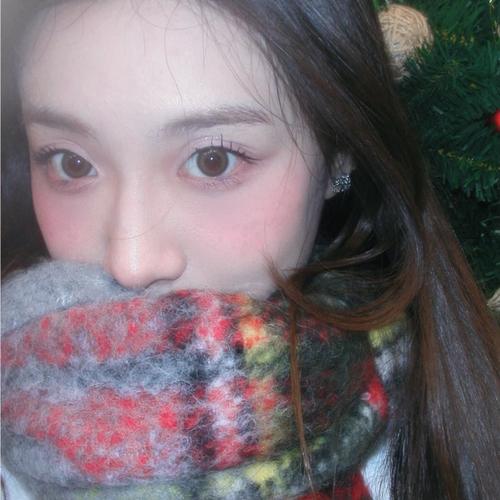 Sinnieྀིྀིྀིྀིྀིྀི Ng Sin Yee シニー♡⃛