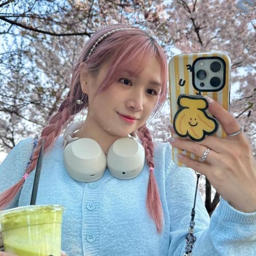 Mira 미라🐝