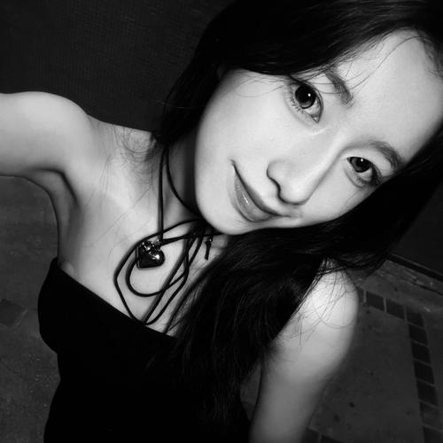 이진 junny