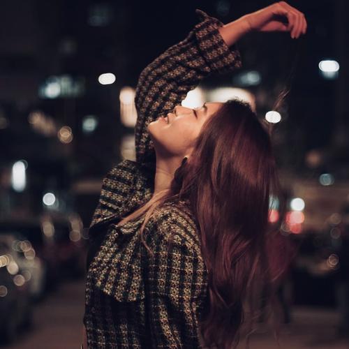 ʟᴏꜱᴇ ᴡɪɴɢ 盧思穎