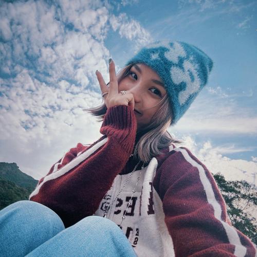 🌚Moon 牙月🌝|張月亭