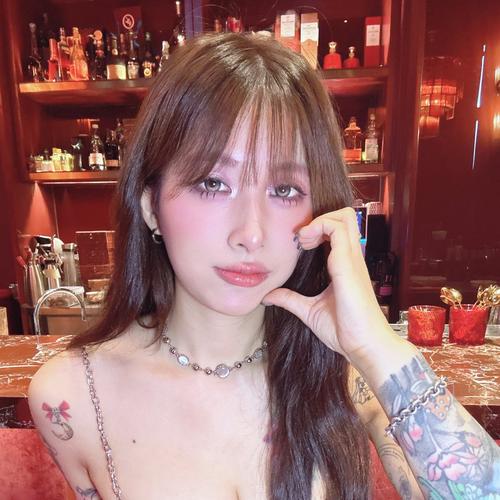 癲癲DinDin
